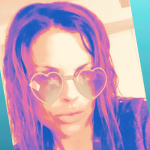 Meet your Posher, Christina